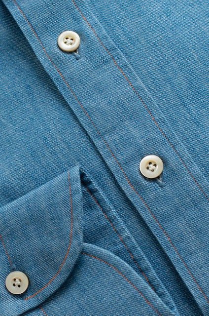 The Favourite Five Shirts: Gold line + Black Line